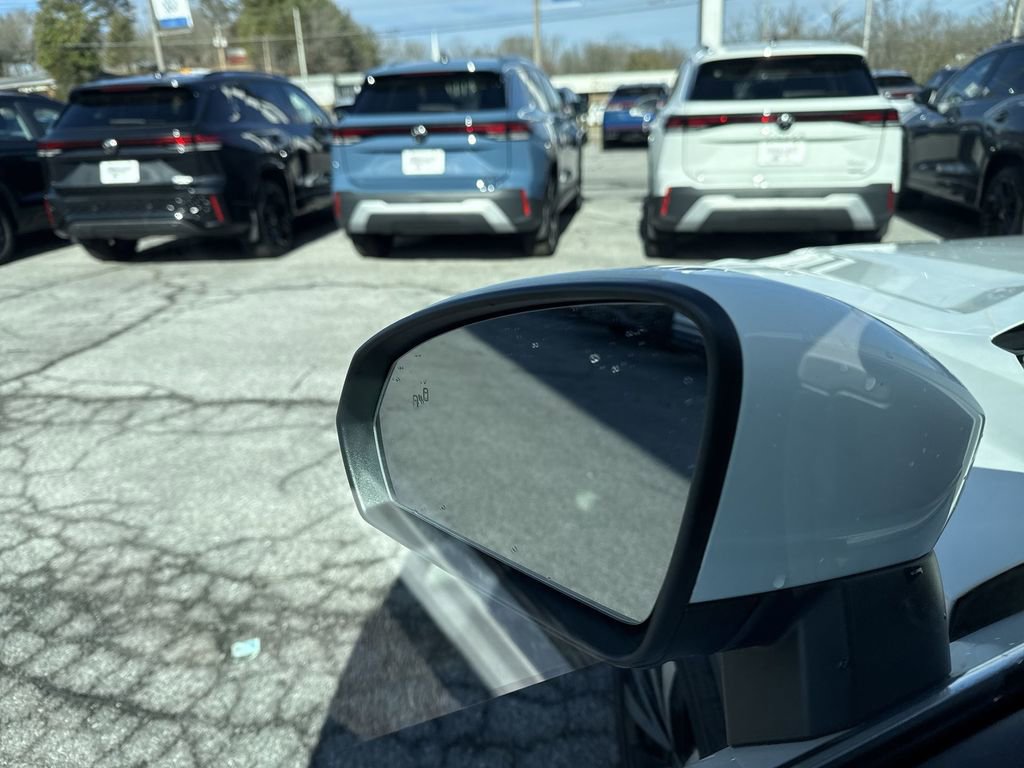 Used 2022 Volkswagen Taos SE image 20