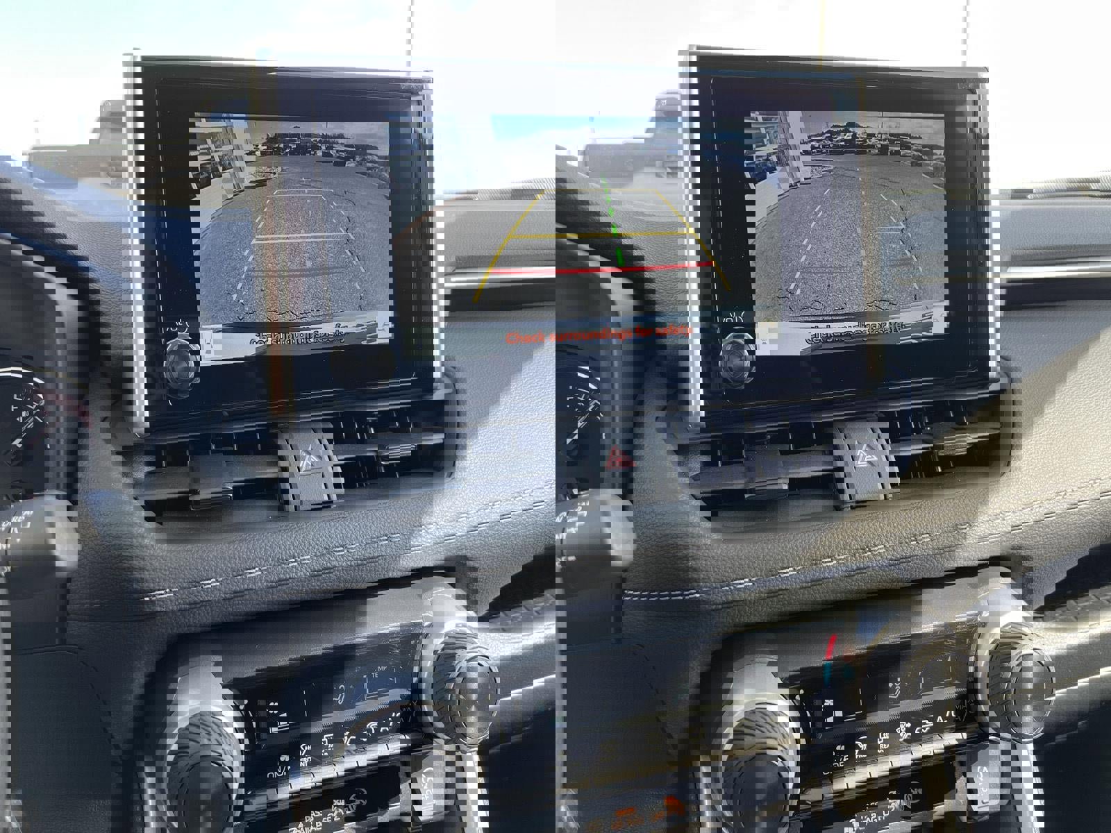 Used 2025 Toyota RAV4 LE image 5