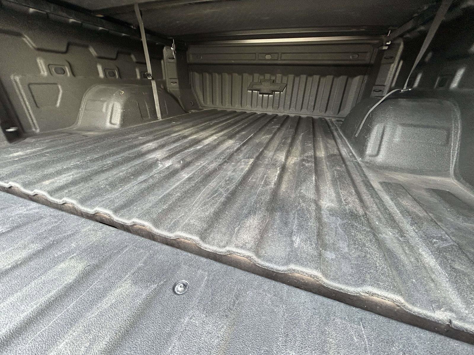 Used 2019 Chevrolet Silverado 1500 LTZ image 17