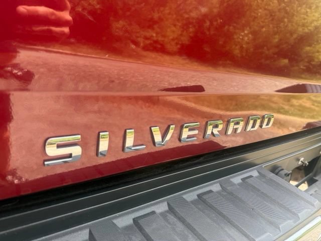 Used 2015 Chevrolet Silverado 2500 LTZ w/ Duramax Plus Package AWD/4WD image 7