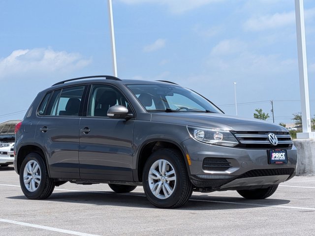 Used 2016 Volkswagen Tiguan S FWD image 2