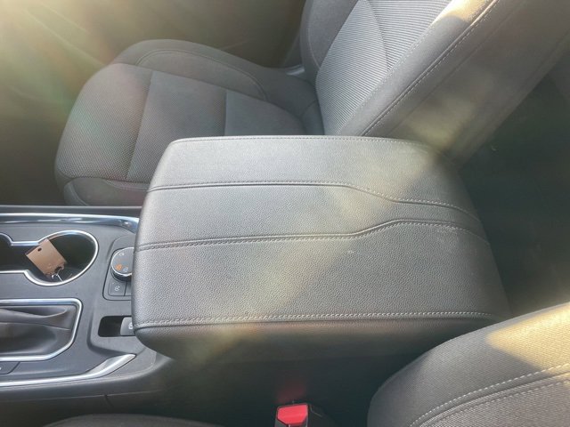 Used 2023 Chevrolet Traverse LT image 34