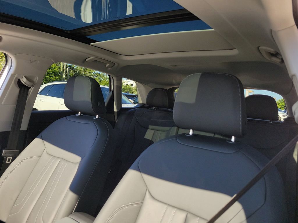 New 2026 Audi Q3 quattro 2.0T AWD/4WD image 16