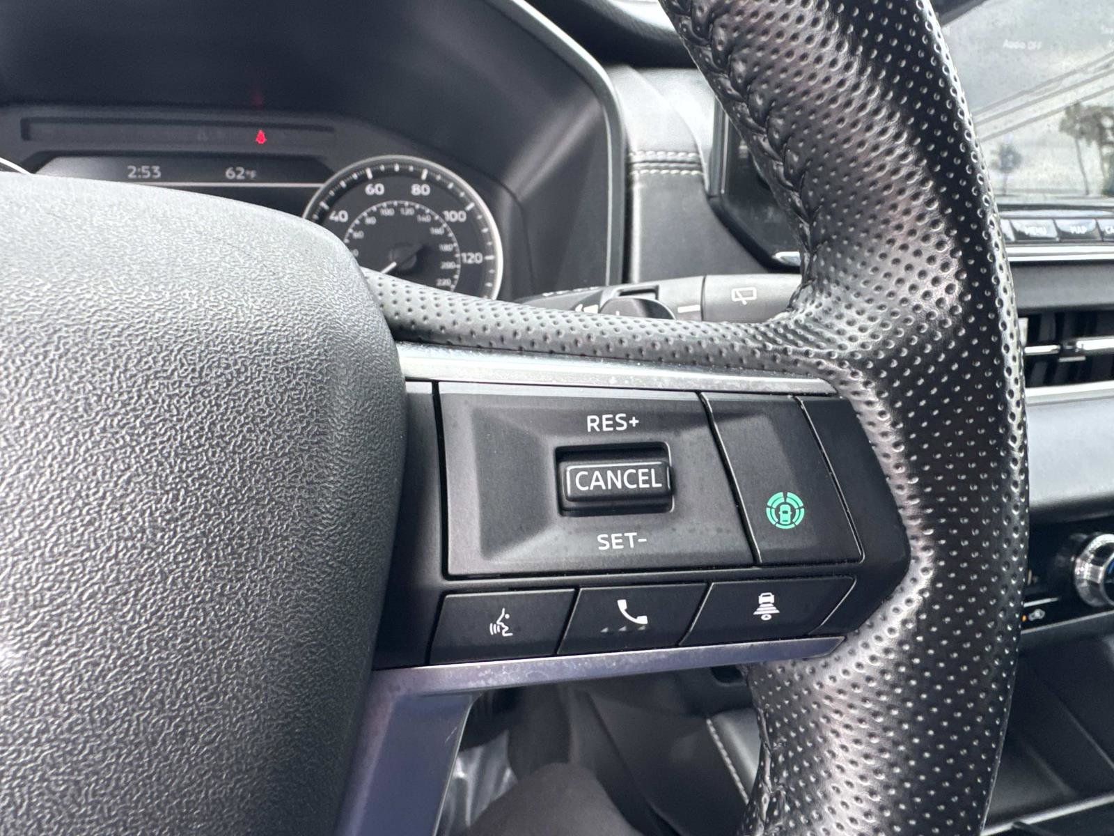 Used 2024 Mitsubishi Outlander FWD image 20
