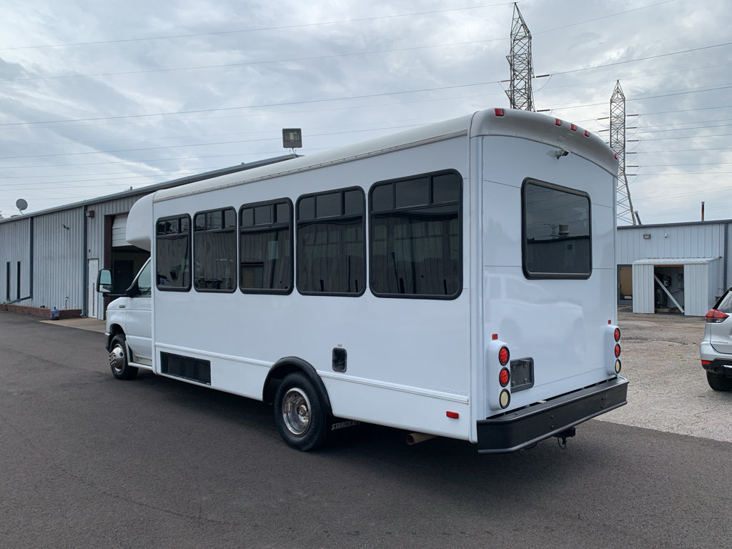 Used 2010 Ford E-450 and Econoline 450 Super Duty RWD image 5