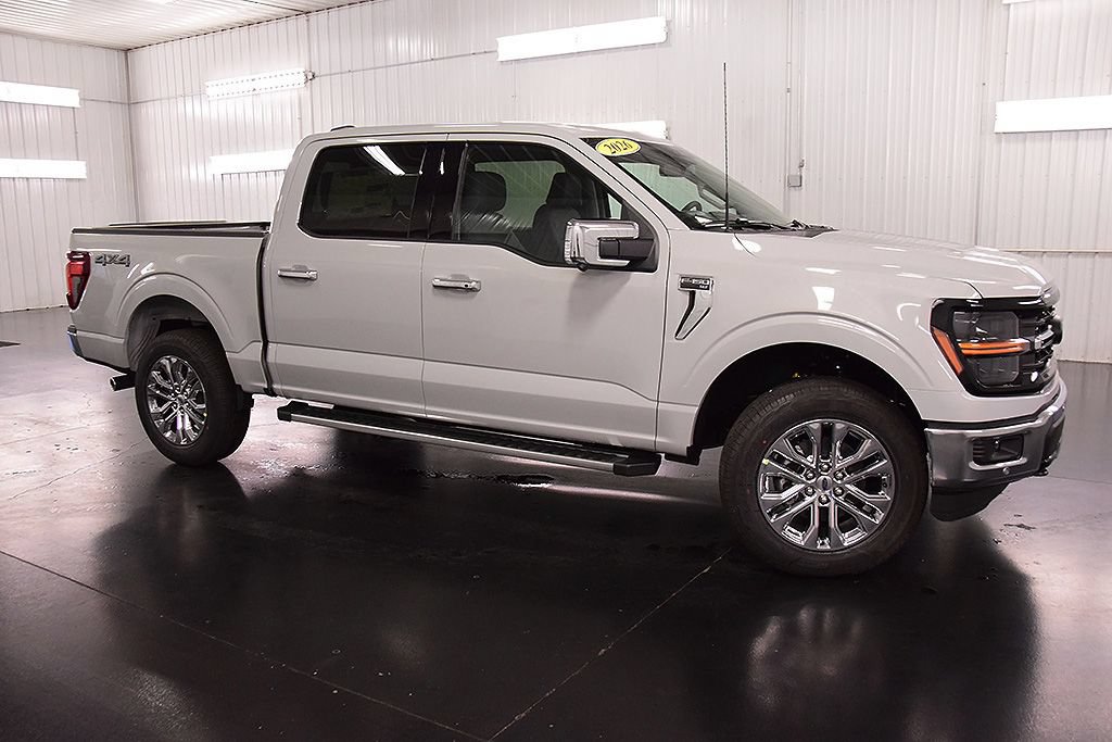 New 2026 Ford F150 XLT w/ Equipment Group 302A MID AWD/4WD image 9