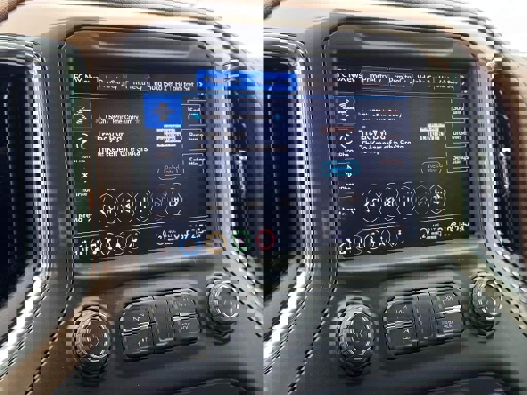 Used 2022 Chevrolet Silverado 2500 High Country w/ Safety Package II image 35