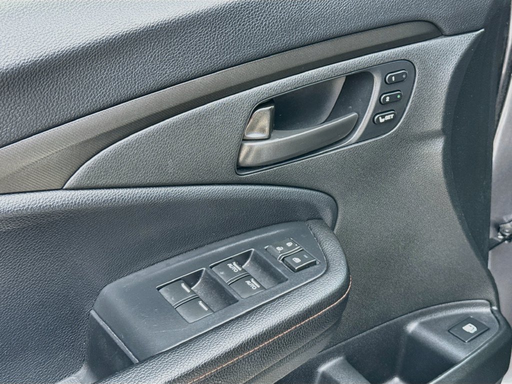 Used 2025 Honda Ridgeline TrailSport image 18