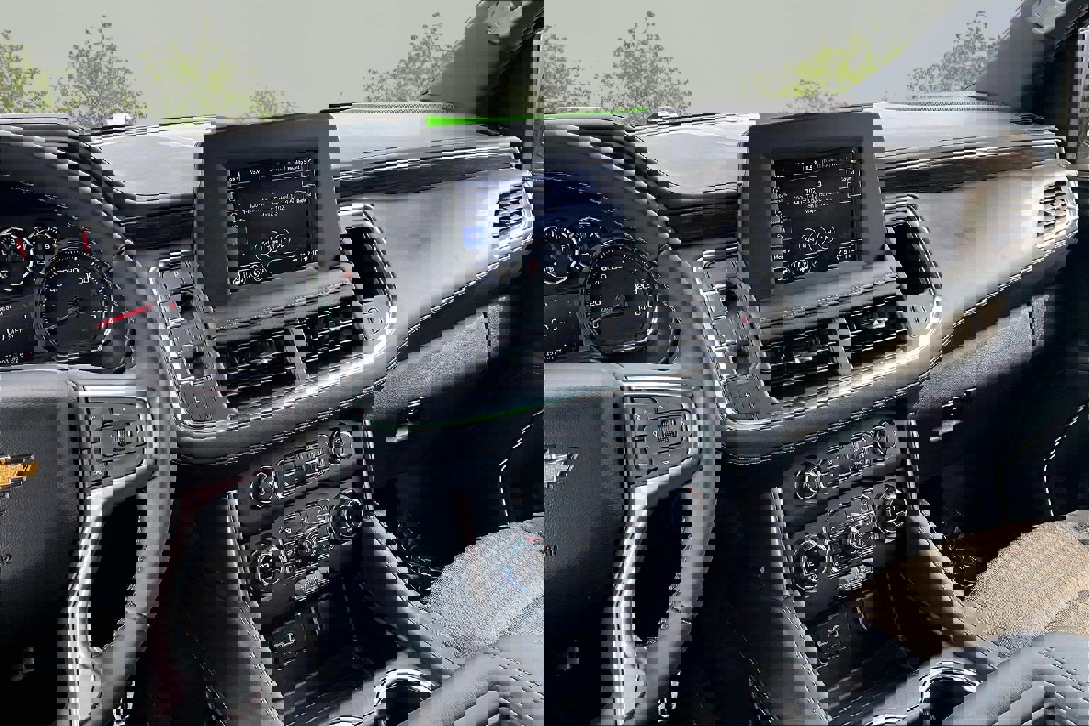 Used 2024 Chevrolet Tahoe LS image 6