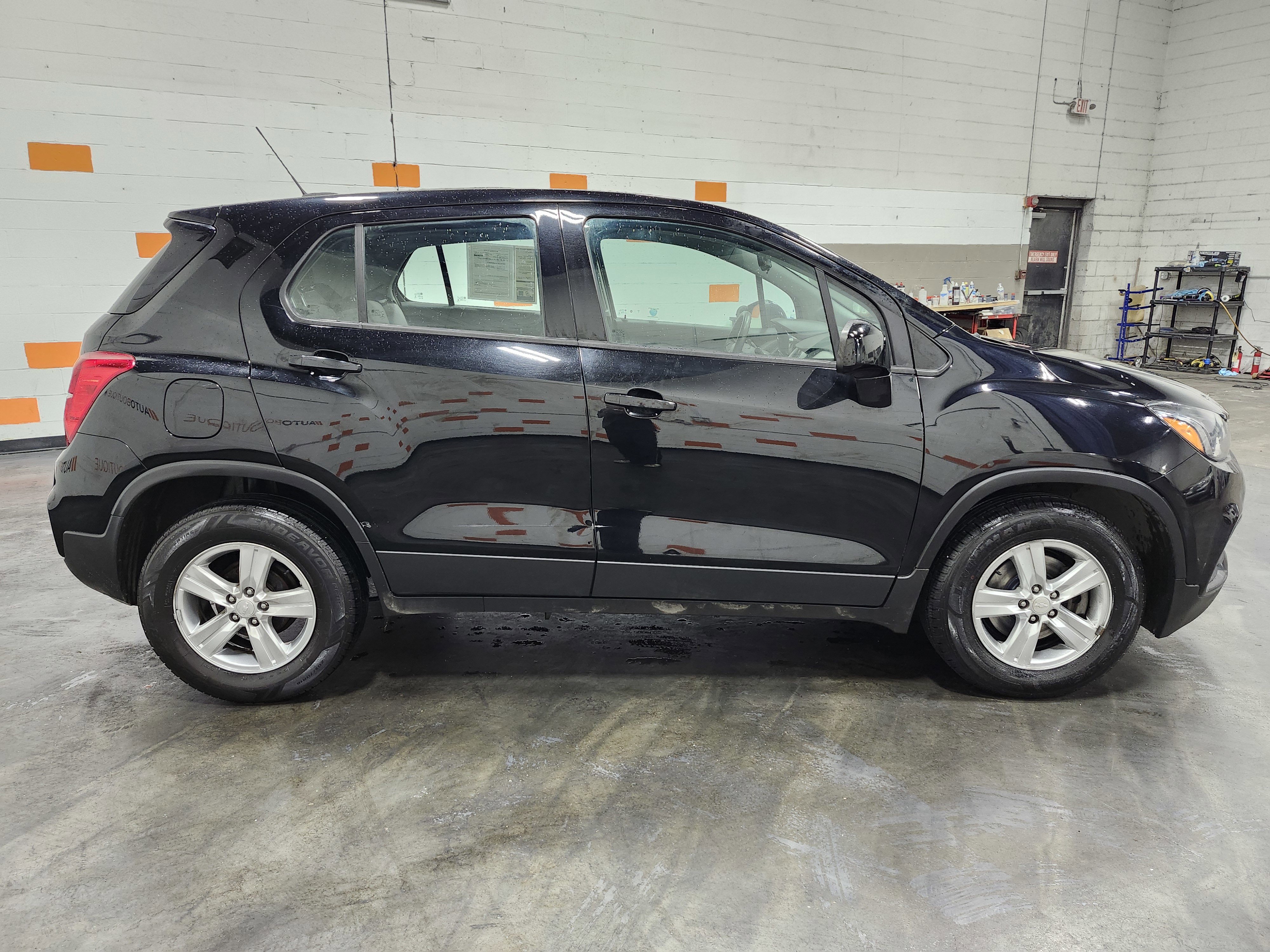 Used 2020 Chevrolet Trax LS FWD image 16