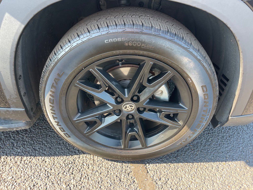 Used 2024 Toyota Grand Highlander Limited image 22