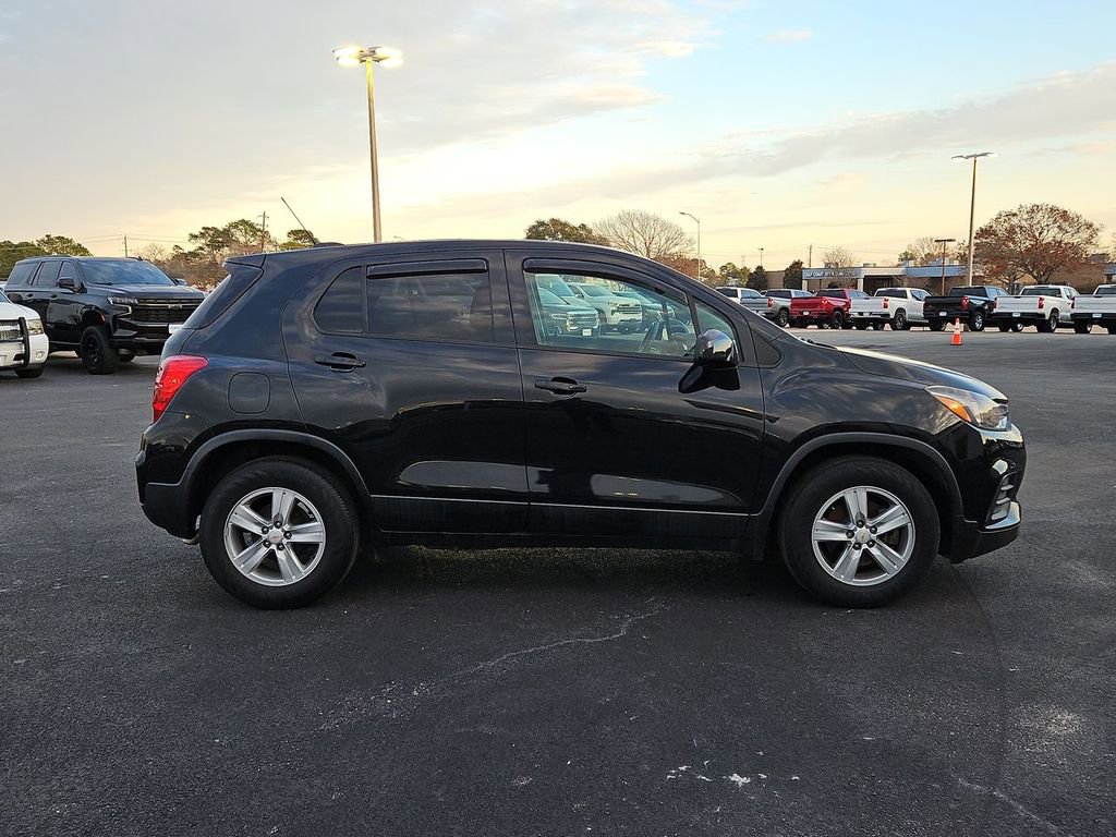 Used 2020 Chevrolet Trax LS w/ Tint and Cruise Package image 18