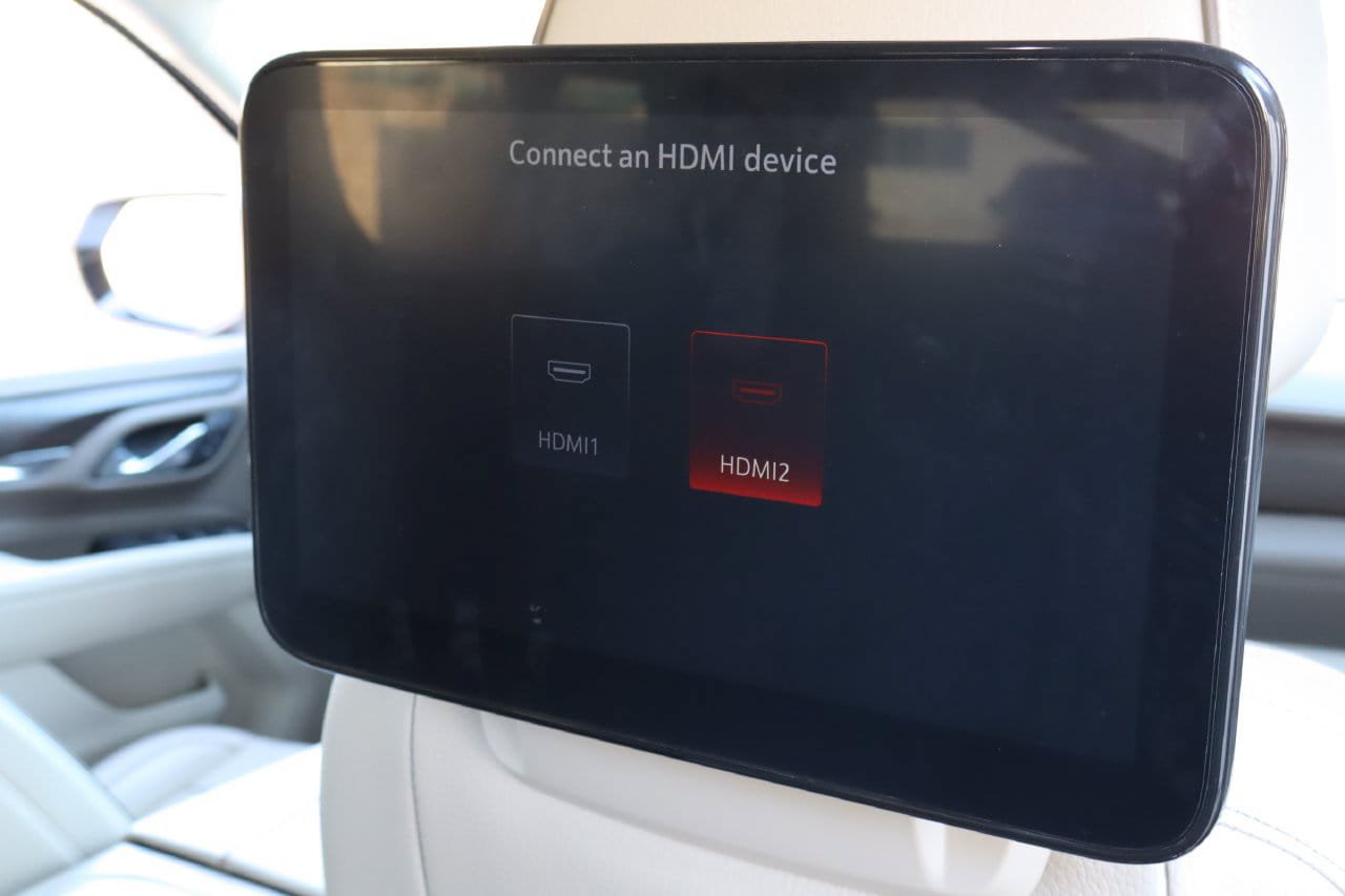 Used 2024 GMC Yukon XL Denali w/ Advanced Technology Package AWD/4WD image 22