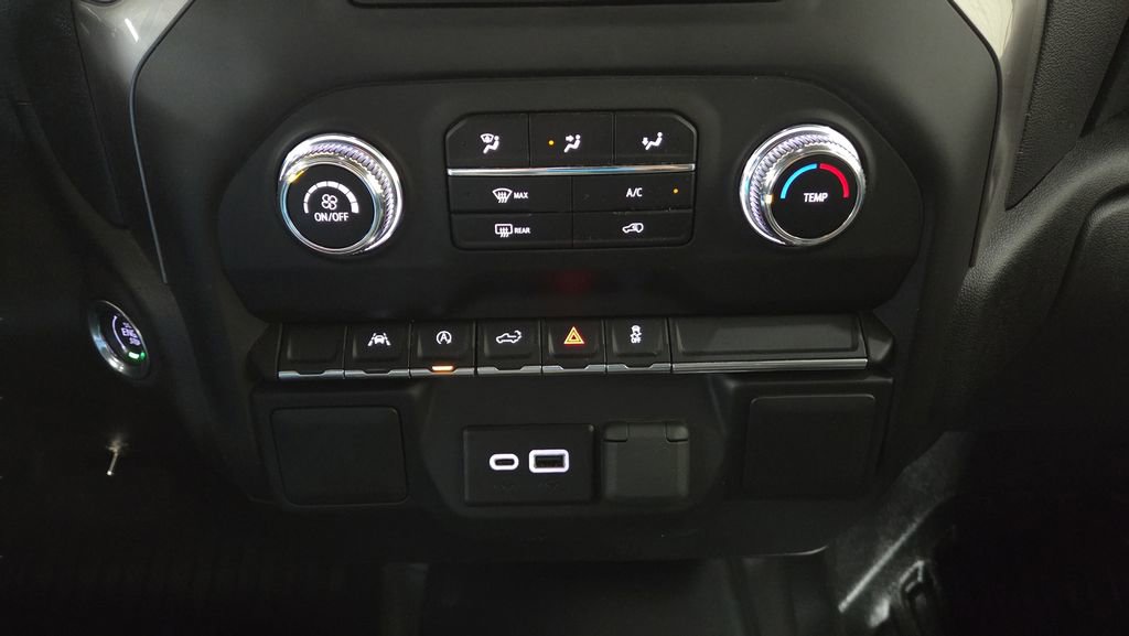 Used 2023 GMC Sierra 1500 Pro w/ Pro Value Package AWD/4WD image 14