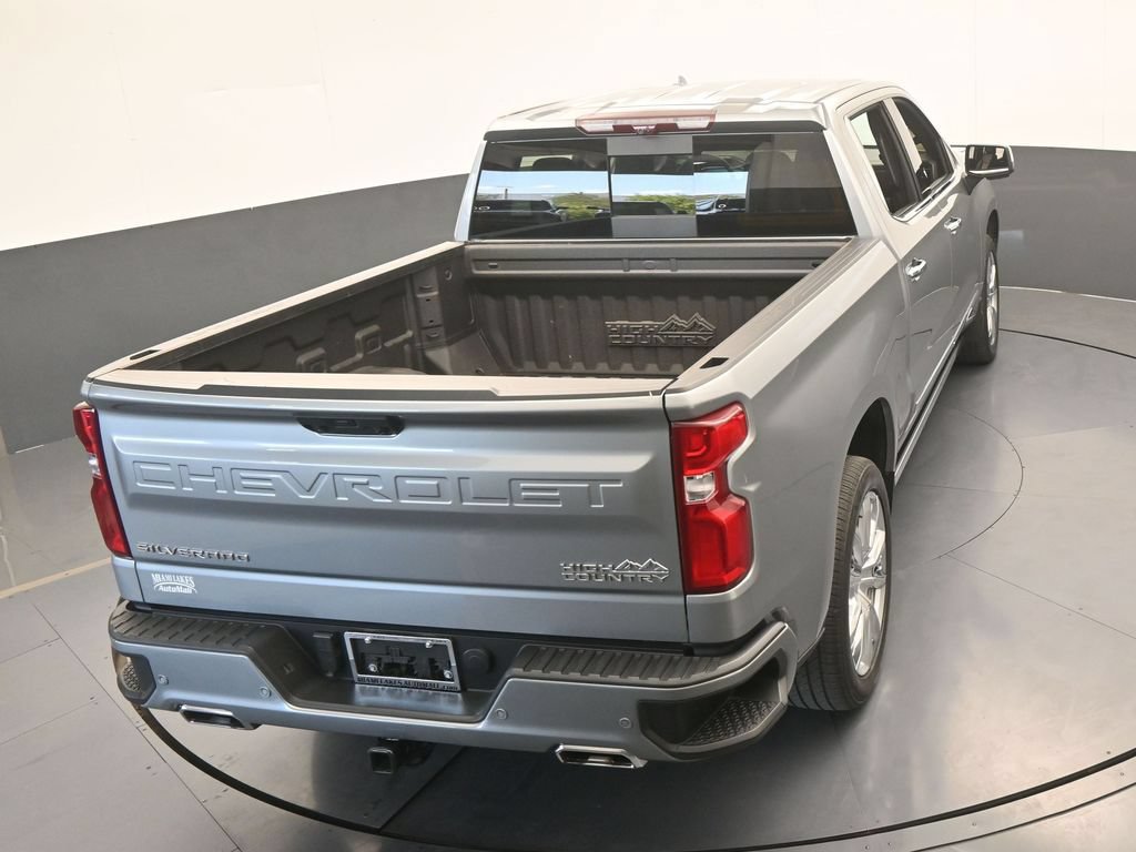 Used 2024 Chevrolet Silverado 1500 High Country w/ Technology Package AWD/4WD image 65
