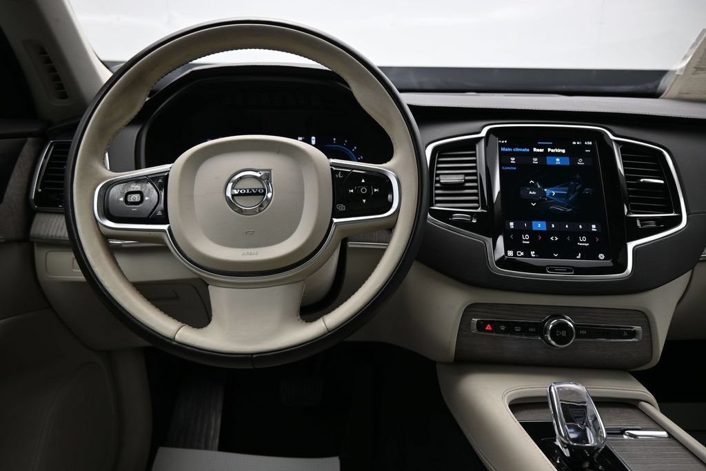 Used 2024 Volvo XC90 B6 Ultimate AWD/4WD image 14