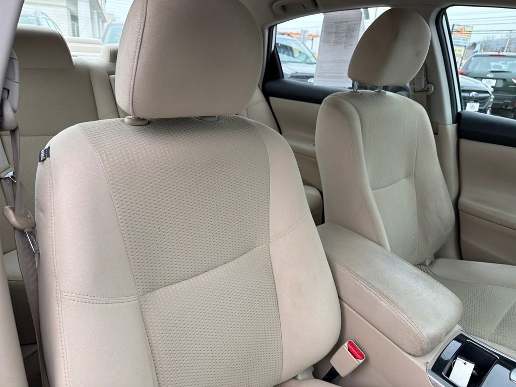 Used 2014 Nissan Altima 2.5 S w/ Sport Value Package image 30