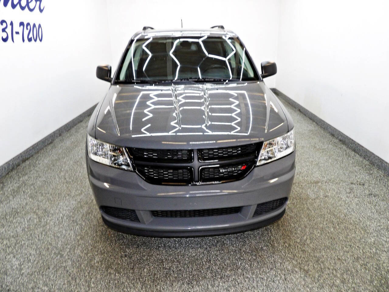 Used 2020 Dodge Journey SE w/ SE Popular Equipment Group FWD image 2