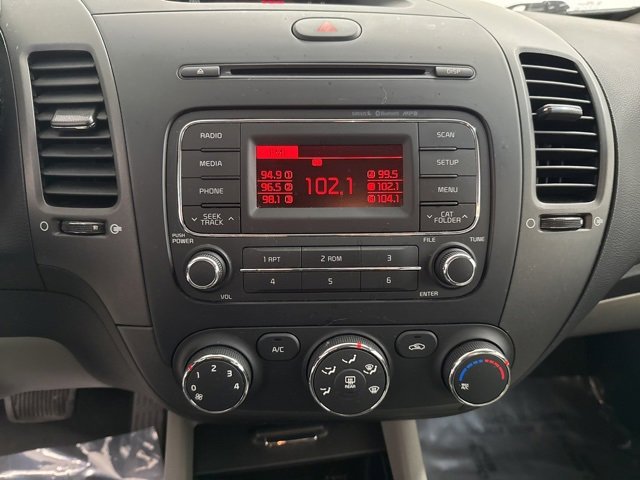 Used 2014 Kia Forte LX image 24