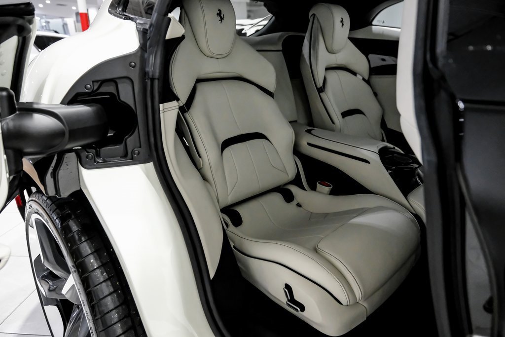 Used 2025 Ferrari Purosangue image 34