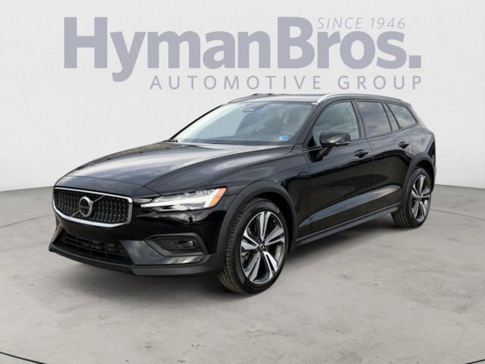 Used 2025 Volvo V60 B5 Cross Country Plus AWD/4WD image 7