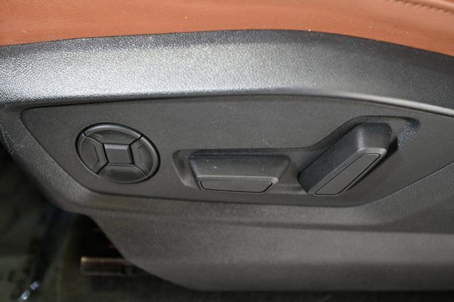 Used 2022 Audi Q8 Premium Plus w/ Premium Plus Package image 26