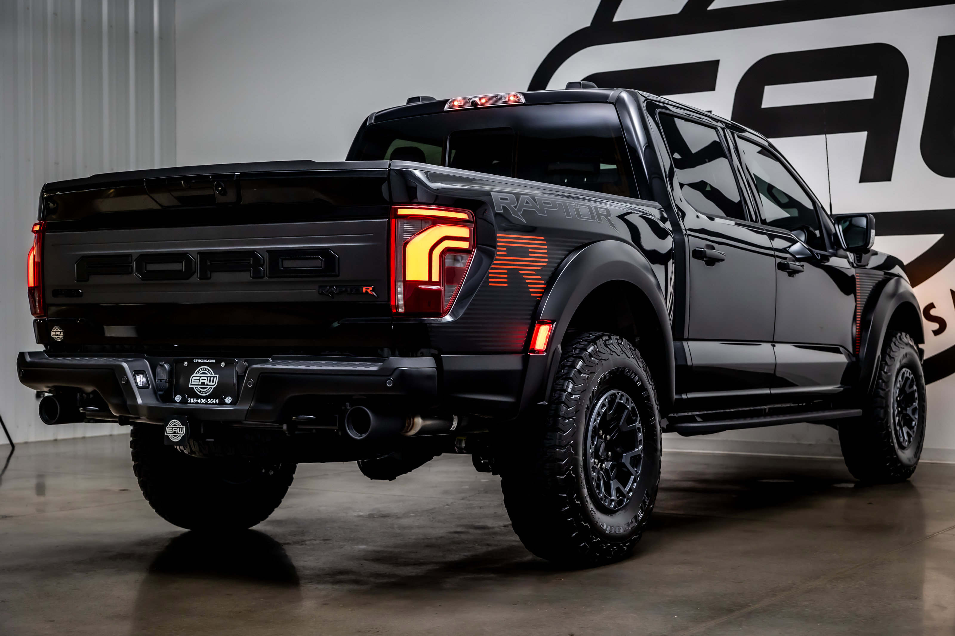 Used 2025 Ford F150 Raptor w/ Equipment Group 803A Raptor R image 34