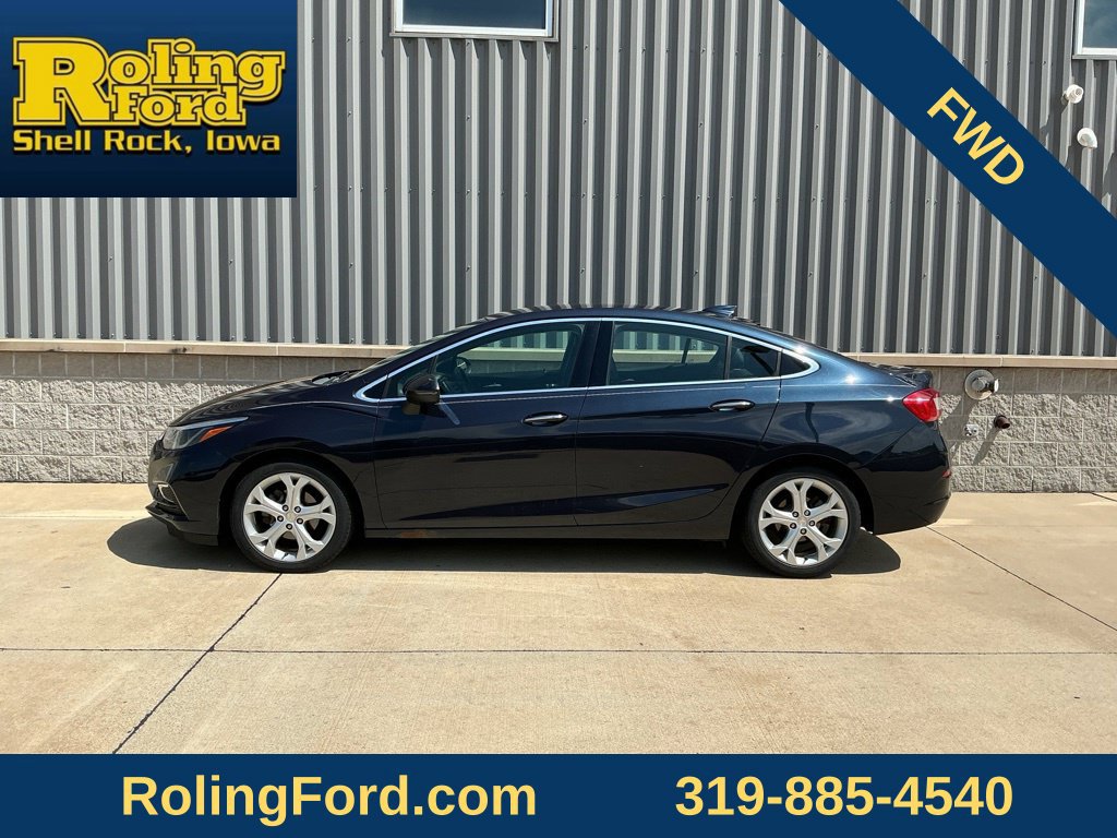 Used 2016 Chevrolet Cruze Premier FWD image 2