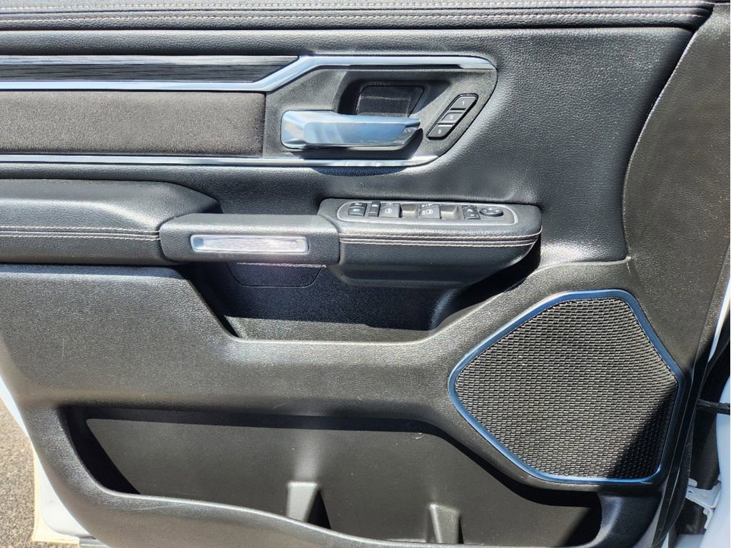 Used 2024 RAM 1500 Laramie image 6