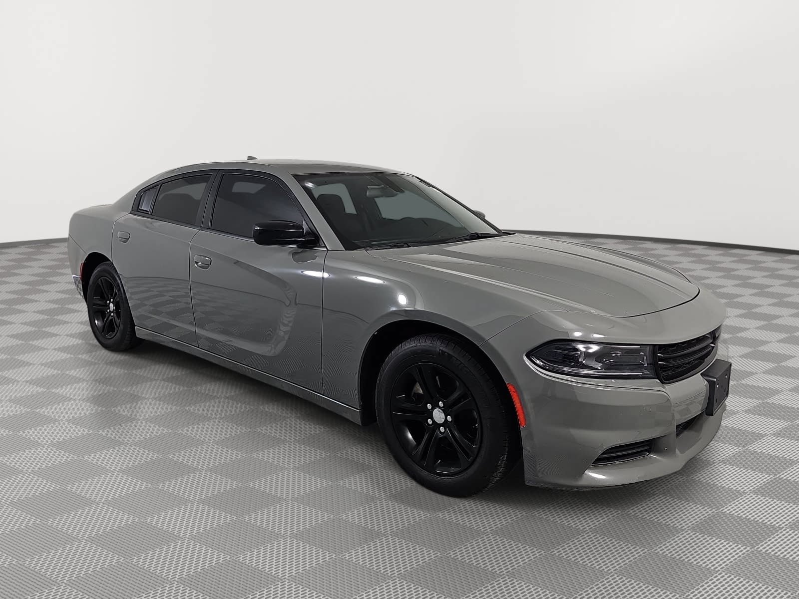 Used 2023 Dodge Charger SXT w/ Cold Weather Package RWD image 2