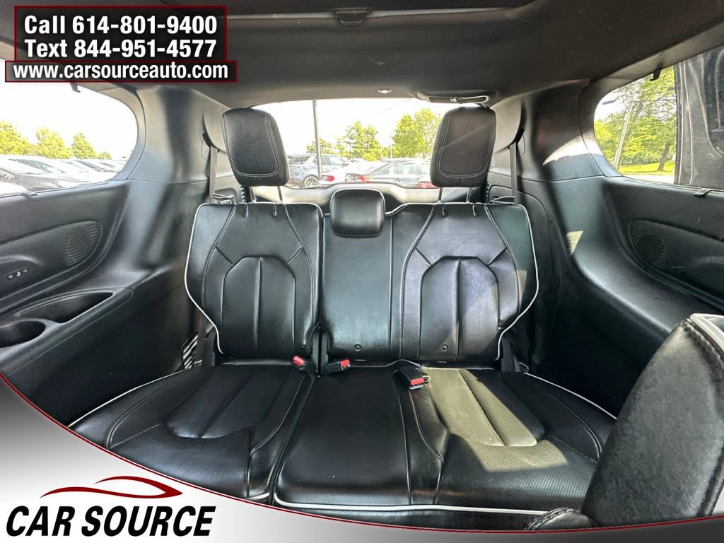 Used 2019 Chrysler Pacifica Limited w/ Advanced Safetytec Group FWD image 25