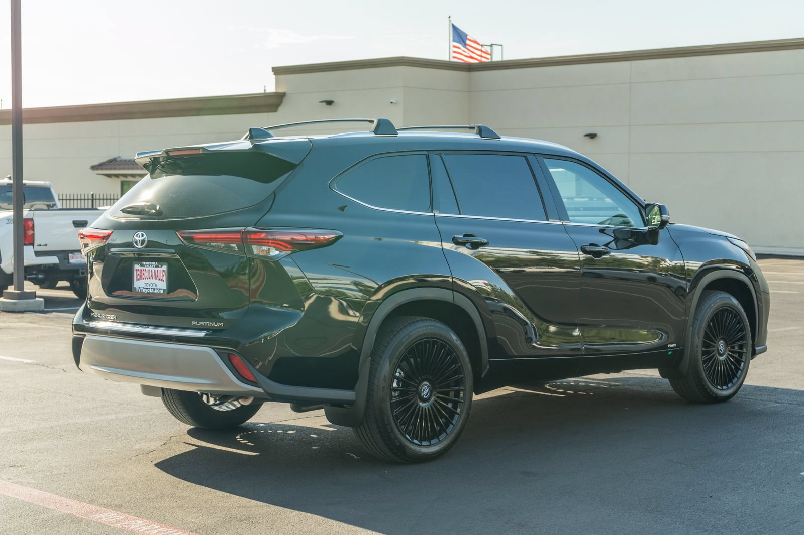Certified 2026 Toyota Highlander Platinum AWD/4WD image 11