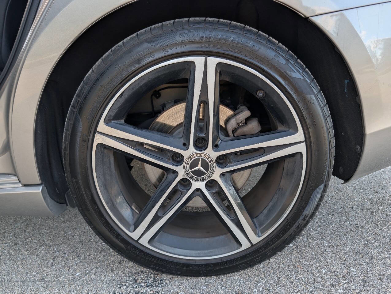 Used 2019 Mercedes-Benz A 220 4MATIC image 38