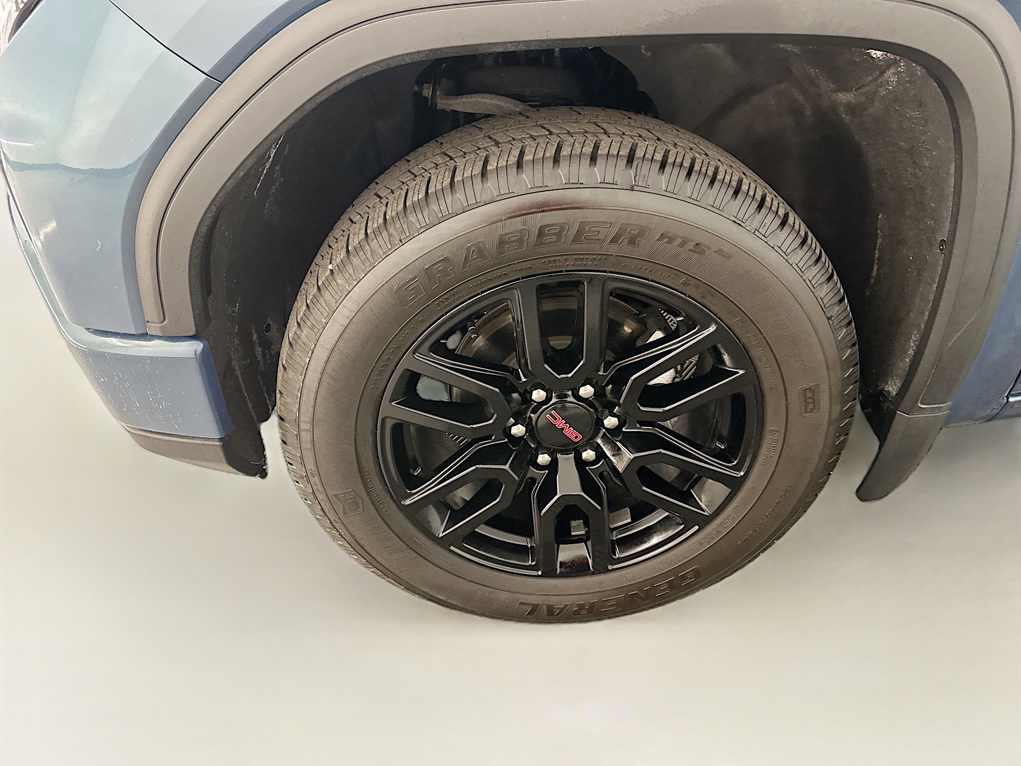 Used 2024 GMC Sierra 1500 Elevation image 11