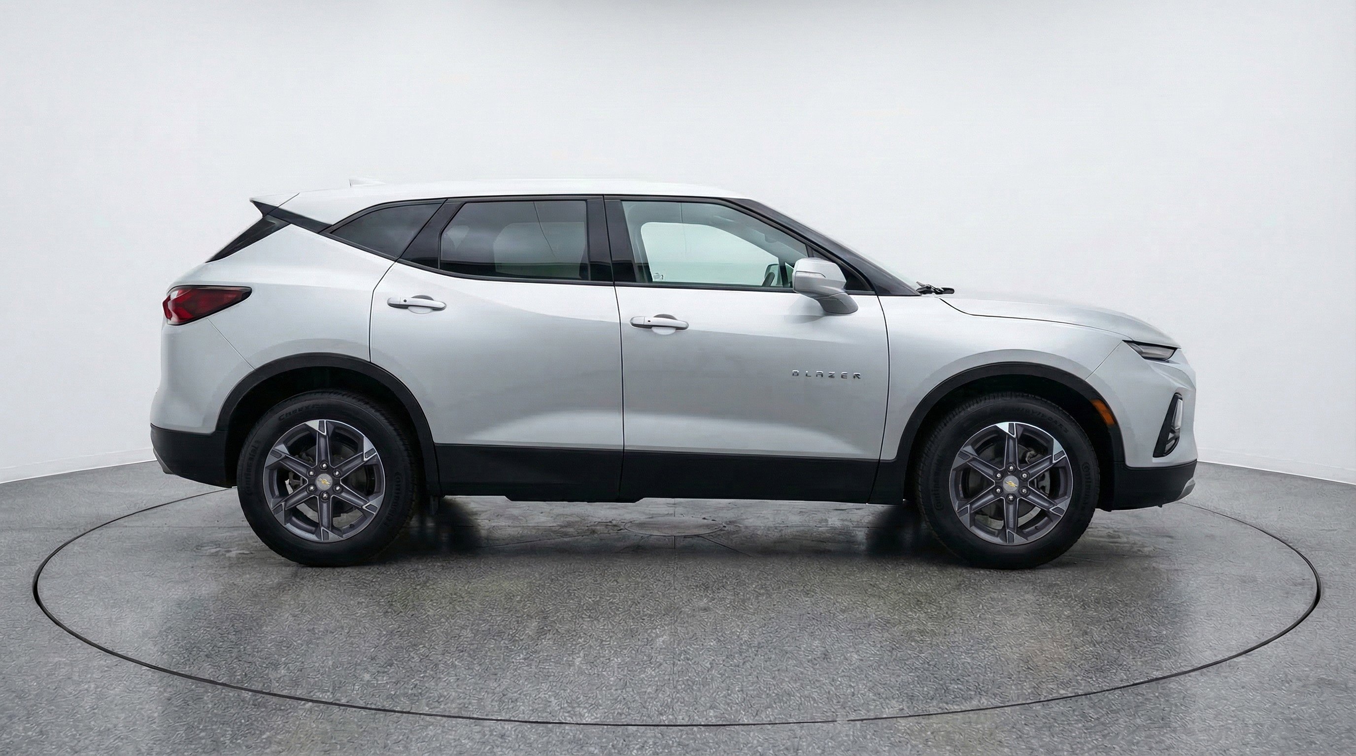 Used 2025 Chevrolet Blazer LT image 11
