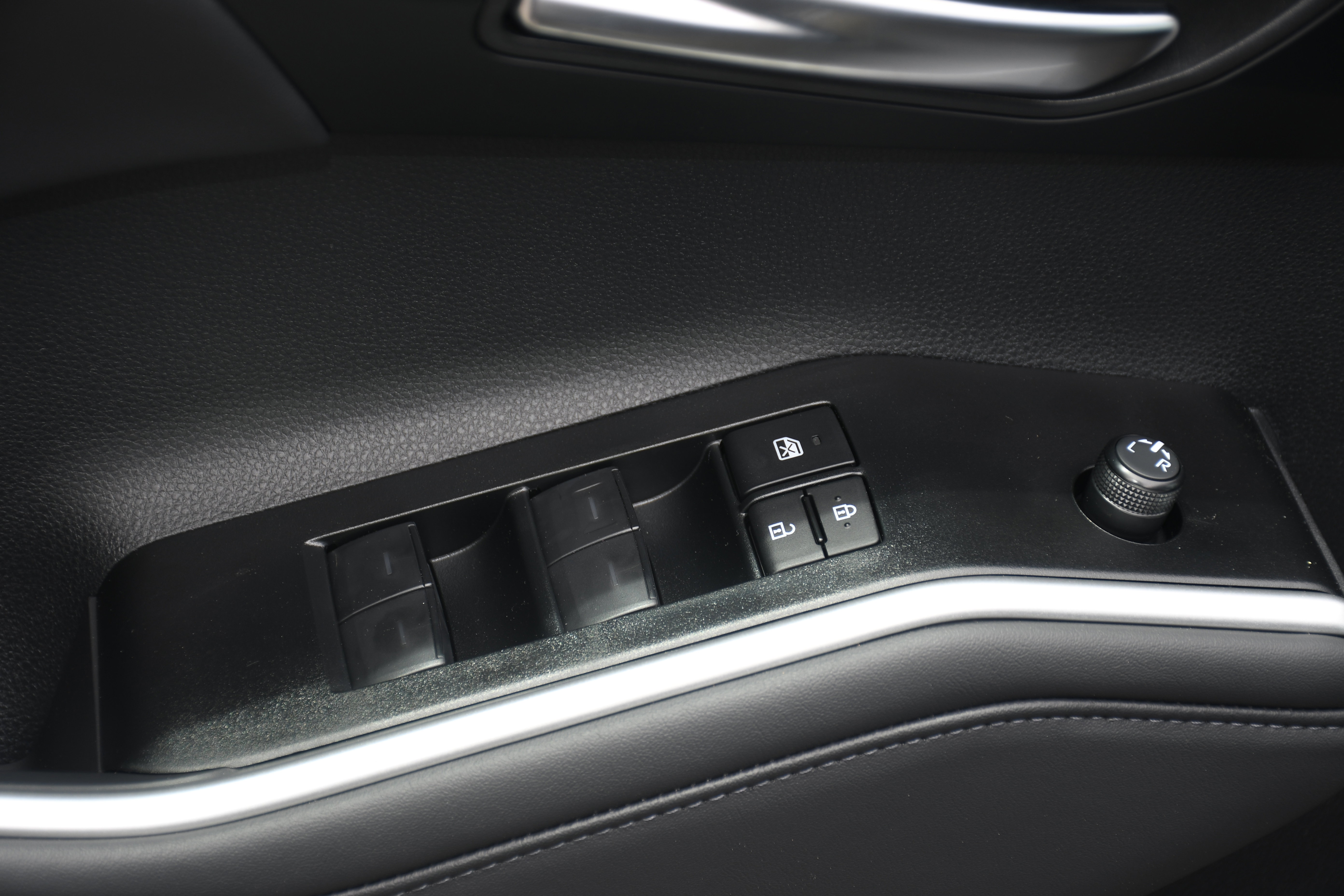 New 2026 Toyota Highlander XLE AWD/4WD image 6