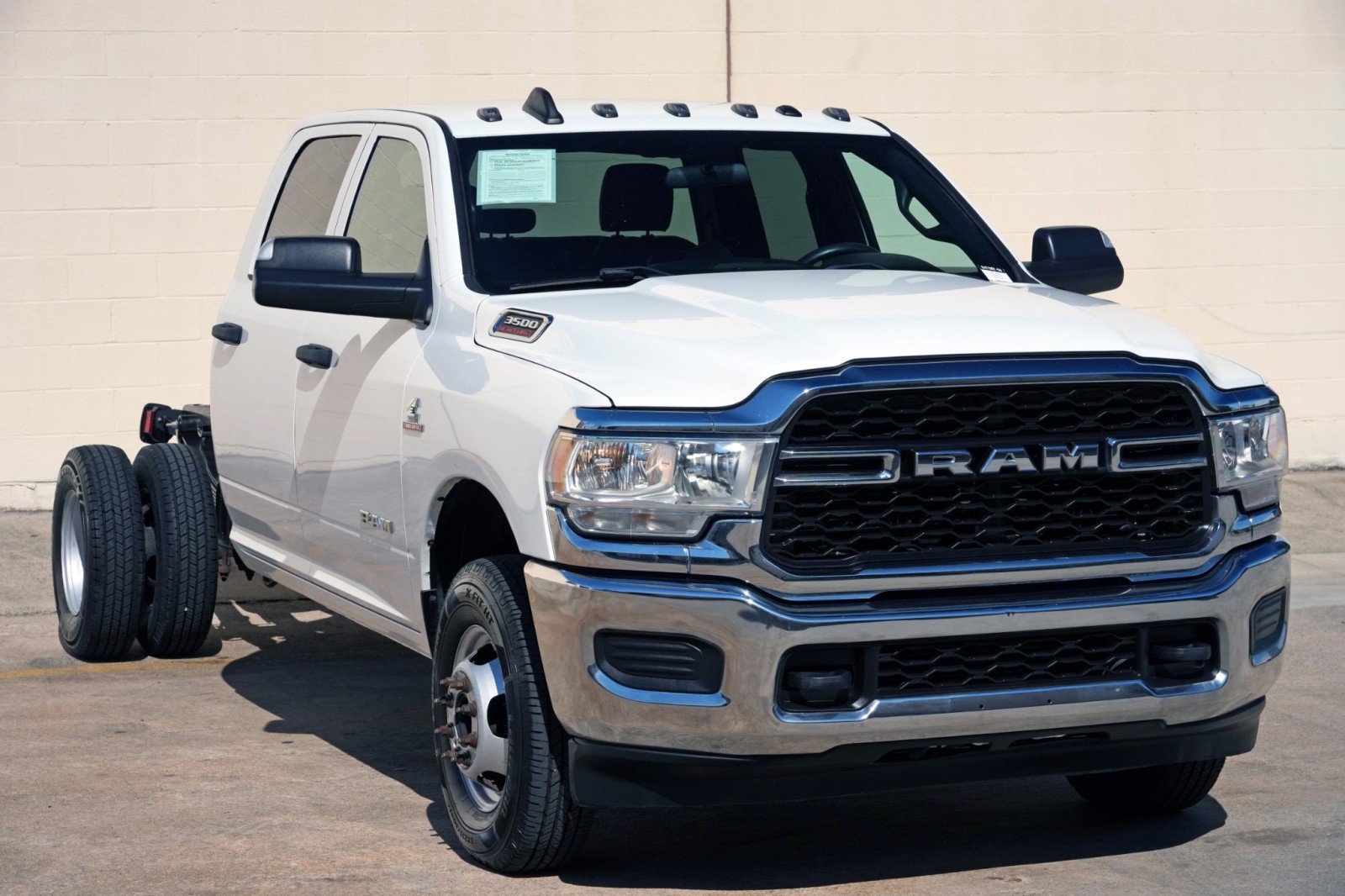 Used 2021 RAM 3500 Tradesman w/ Chrome Appearance Group AWD/4WD image 46