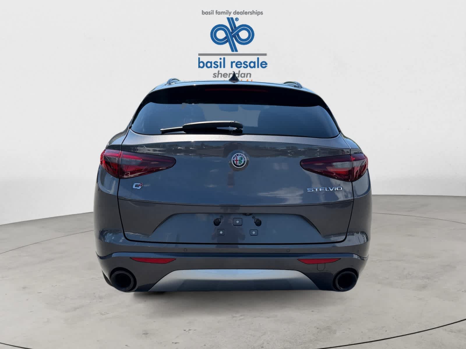 Used 2023 Alfa Romeo Stelvio Ti AWD/4WD image 6