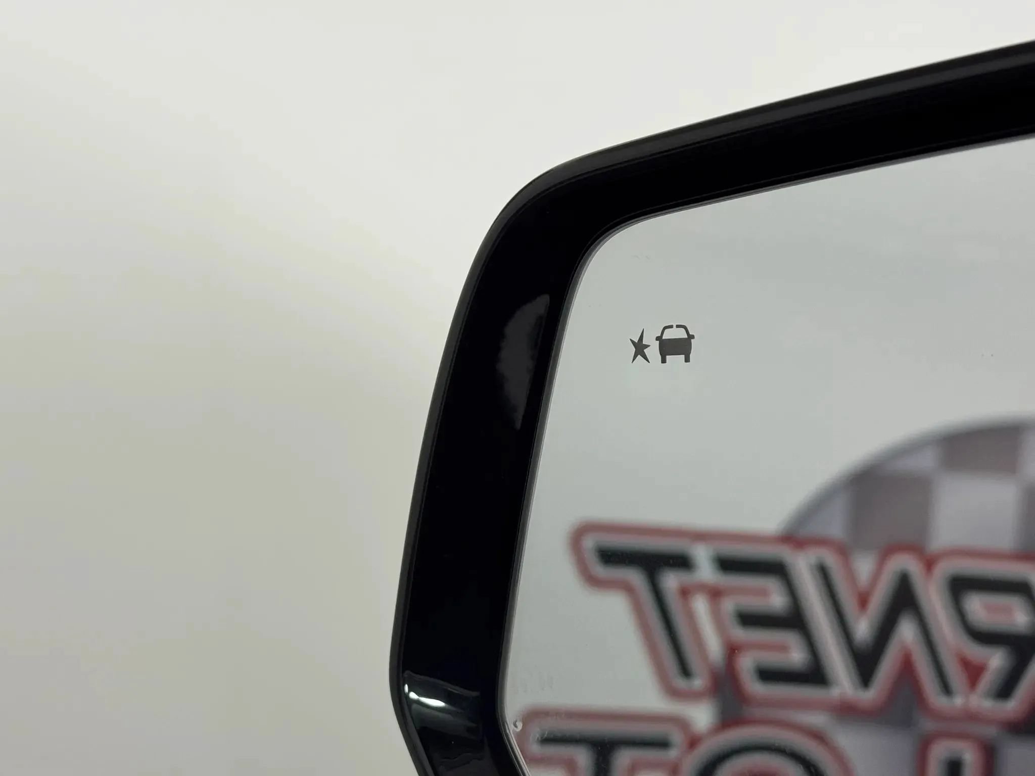 Used 2020 Chevrolet Traverse LT FWD image 40