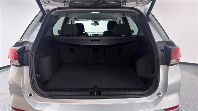 Used 2022 Chevrolet Equinox LT FWD image 19