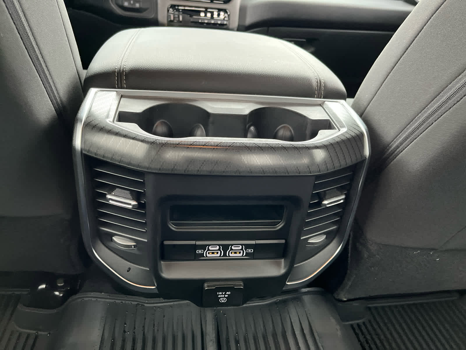 Used 2025 RAM 2500 Big Horn w/ Safety Group AWD/4WD image 24