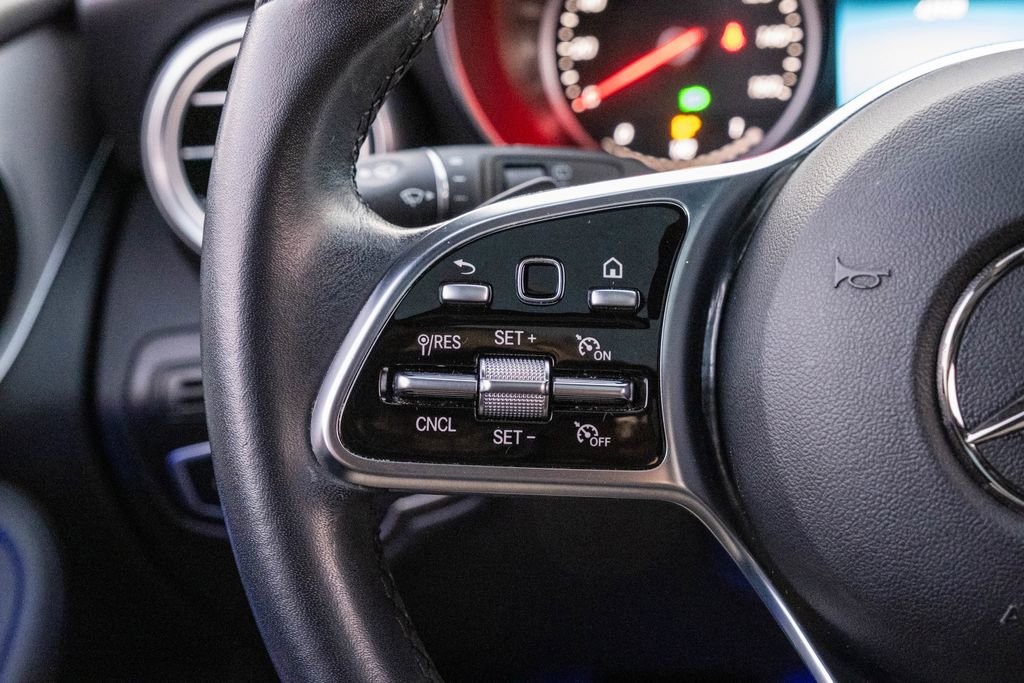 Used 2022 Mercedes-Benz GLC 300 image 19