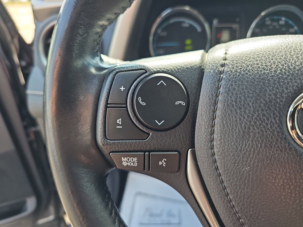 Used 2018 Toyota RAV4 XLE AWD/4WD image 21