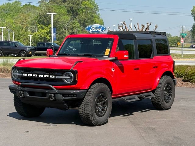 Used 2024 Ford Bronco Outer Banks image 1