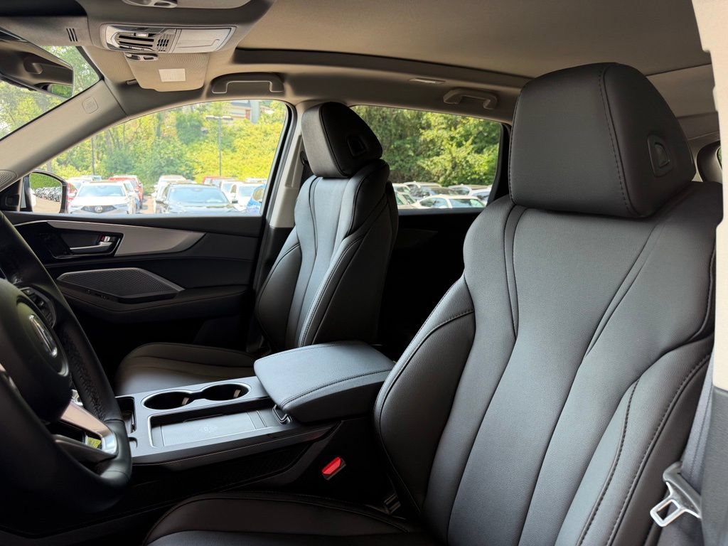 New 2026 Acura MDX SH-AWD image 15
