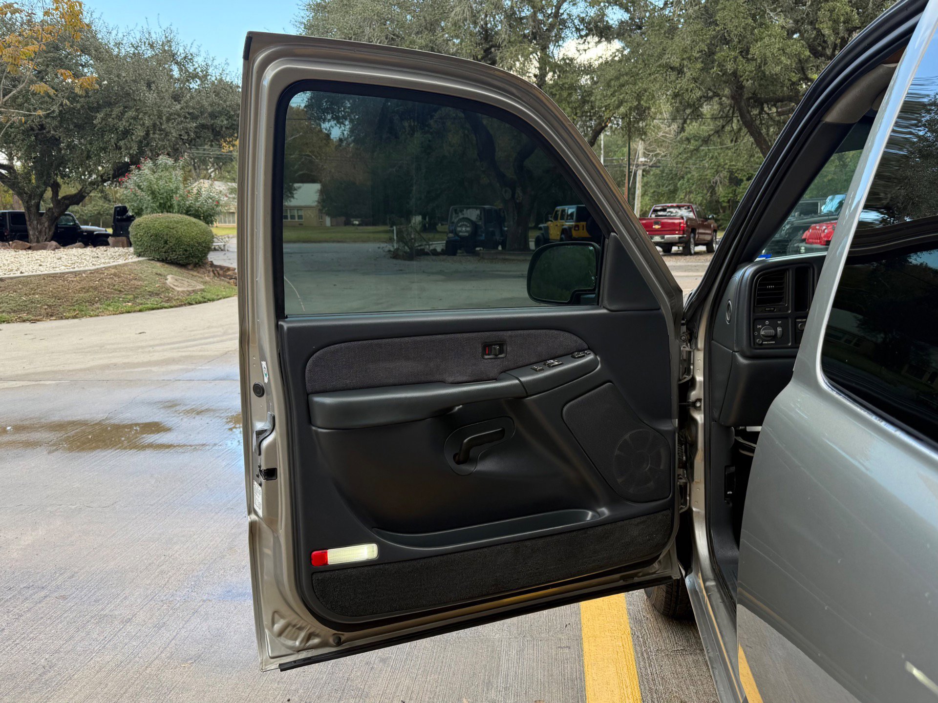 Used 2002 GMC Sierra 1500 SLE w/ Sierra Professional Pkg image 15