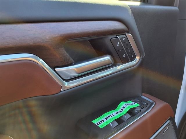 New 2026 GMC Sierra 2500 Denali Ultimate AWD/4WD image 15
