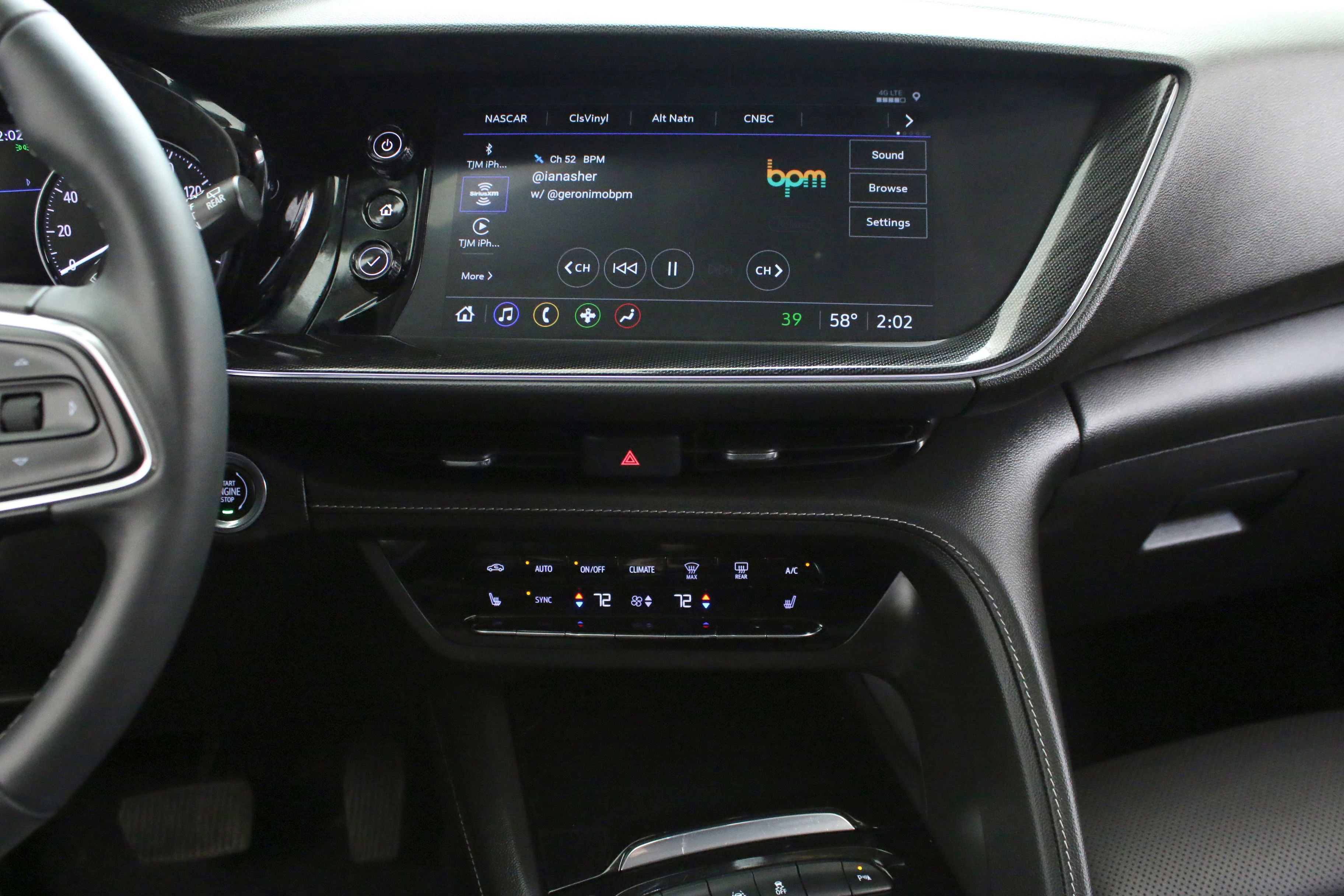 Used 2023 Buick Envision Essence image 19