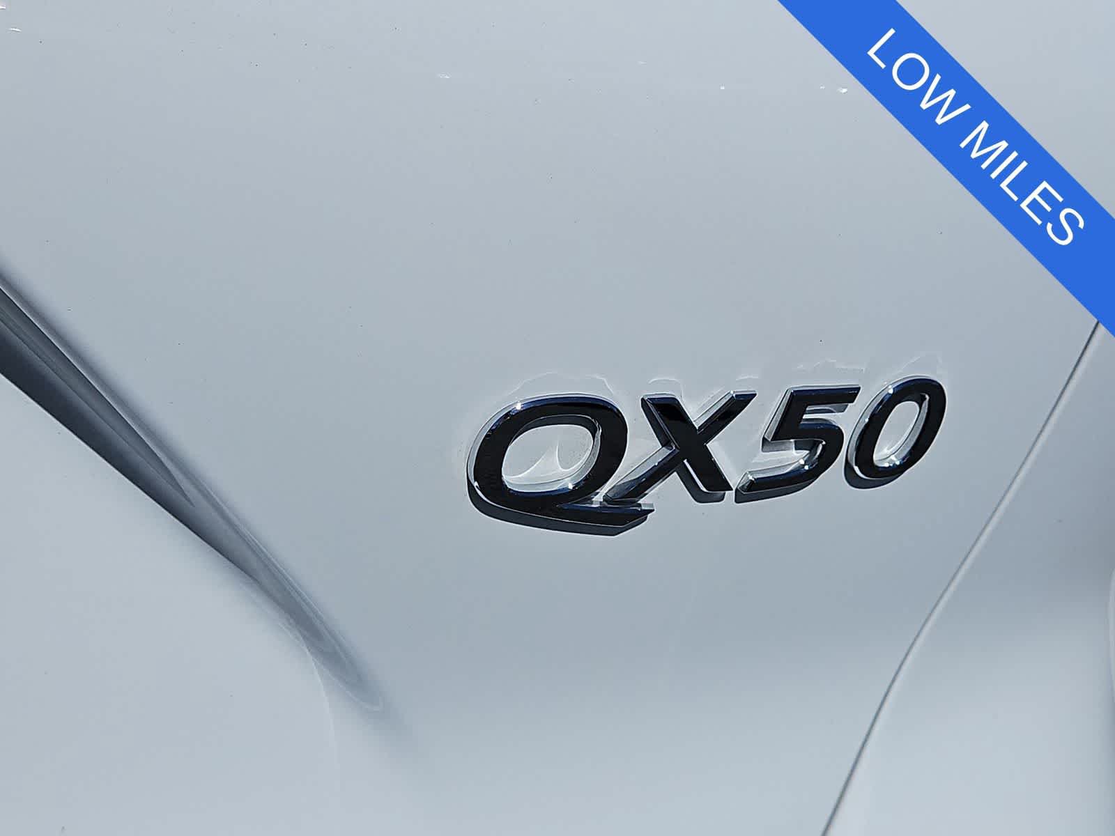 Used 2025 INFINITI QX50 Pure AWD/4WD image 11