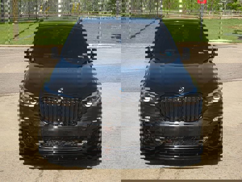 Used 2020 BMW X5 xDrive40i w/ M Sport Package AWD/4WD image 5